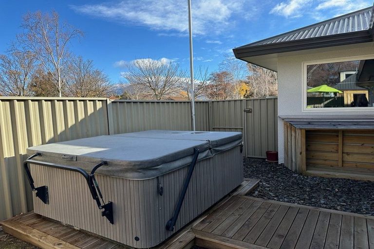 Photo of property in 25 Cairnmuir Crescent, Cromwell, 9310