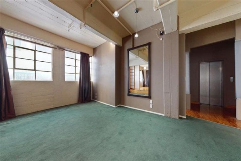 Photo of property in 6c Halleys Lane, Te Aro, Wellington, 6011