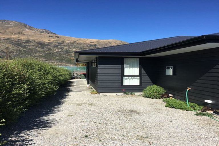 Photo of property in 12 Cheltenham Road, Lower Shotover, Queenstown, 9304