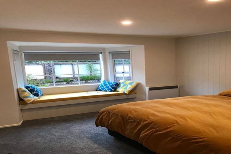 Photo of property in 1/1 Clearwater Cove, West Harbour, Auckland, 0618