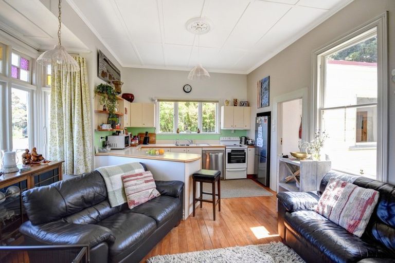 Photo of property in 263 Upper Junction Road, Sawyers Bay, Port Chalmers, 9023