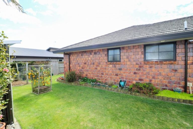 Photo of property in 21 Ruahine Street, Dannevirke, 4930