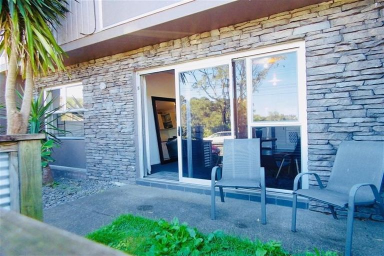 Photo of property in 5/57 Carrington Street, Lower Vogeltown, New Plymouth, 4310