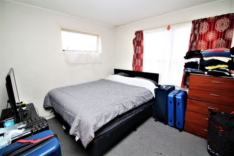 Photo of property in 12 Harwell Place, Mangere, Auckland, 2022