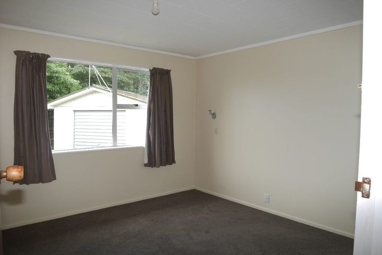 Photo of property in 43 Arawhata Road, Paraparaumu, 5032