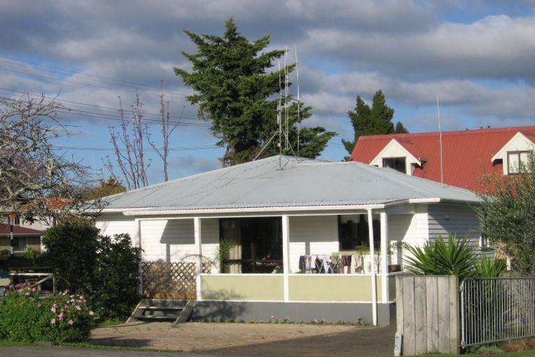 Photo of property in 2 Lumsden Street, Greerton, Tauranga, 3112