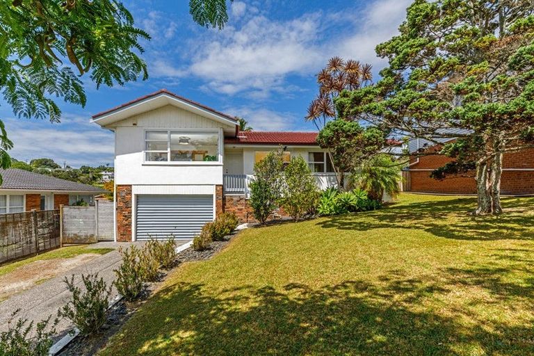Photo of property in 20 Agincourt Street, Glenfield, Auckland, 0629