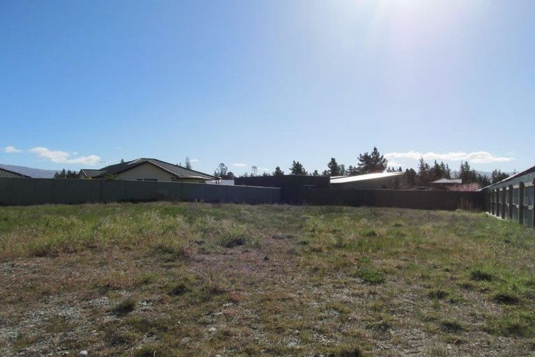 Photo of property in 12 Larch Crescent, Alexandra, 9320