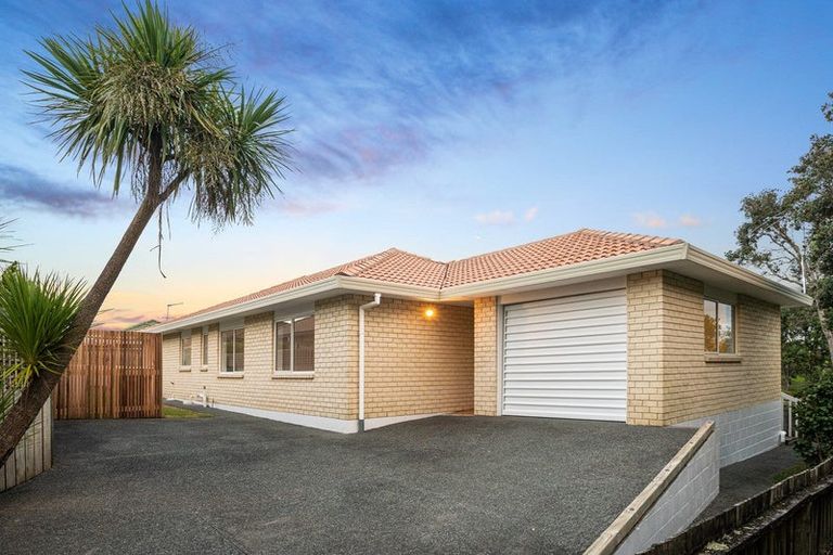 Photo of property in 11b Mcgowan Place, Orewa, 0931
