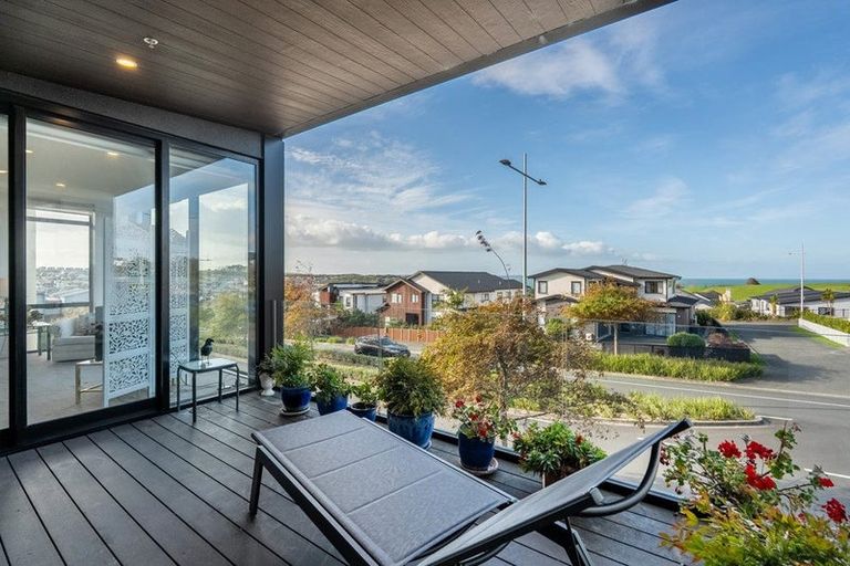 Photo of property in 202/3 Cavalli Road, Long Bay, Auckland, 0630