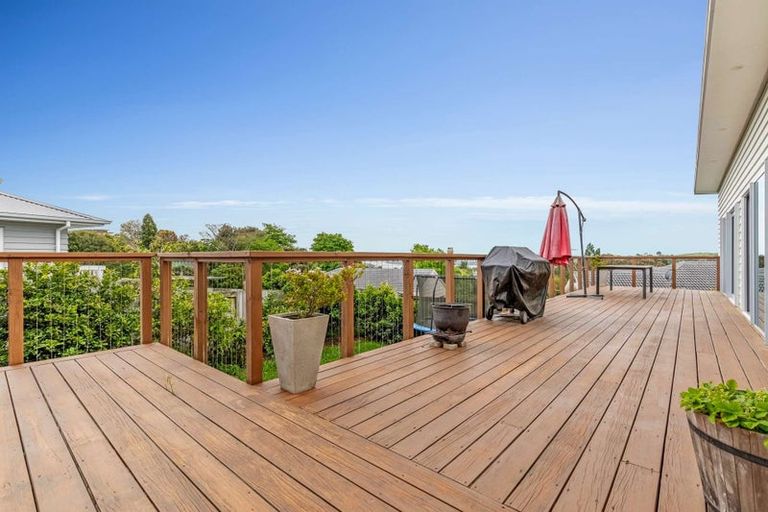 Photo of property in 109l Oceana Drive, Welcome Bay, Tauranga, 3175