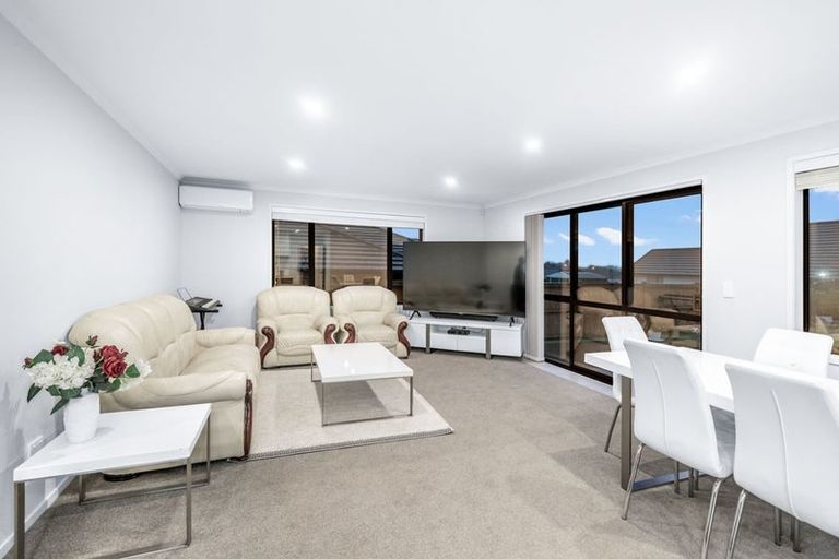 Photo of property in 10 Helenvale Crescent, Pokeno, 2402