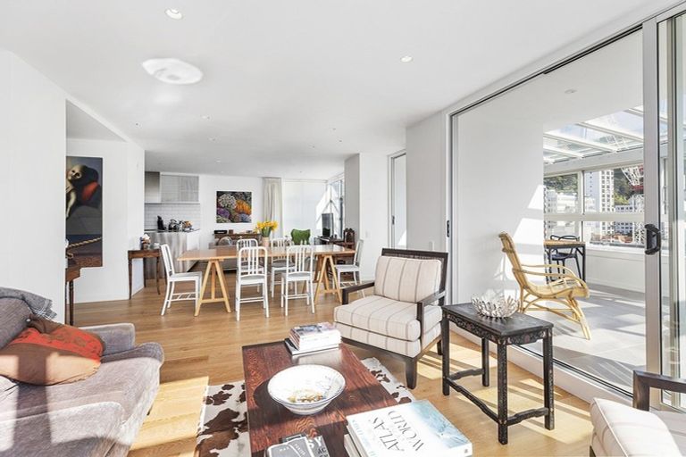 Photo of property in St Pauls Apartments, 112/43 Mulgrave Street, Thorndon, Wellington, 6011