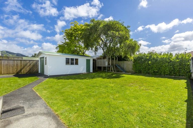 Photo of property in 12 Argyle Grove, Trentham, Upper Hutt, 5018
