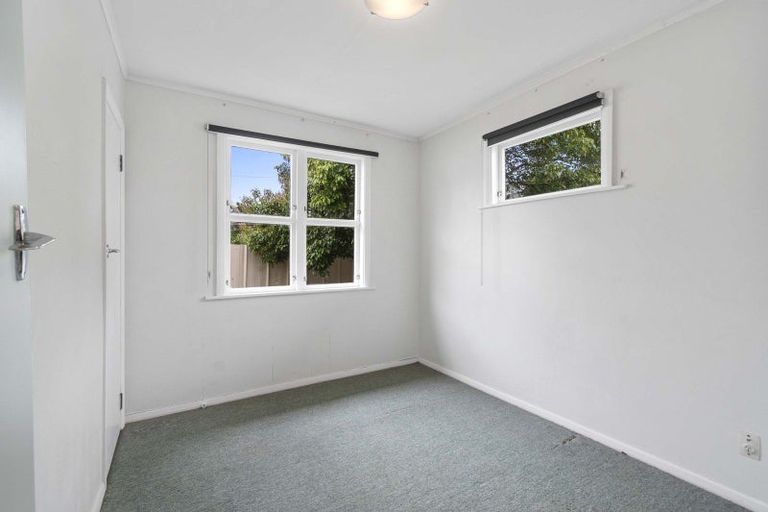 Photo of property in 6 Jenks Street, Foxton, 4814