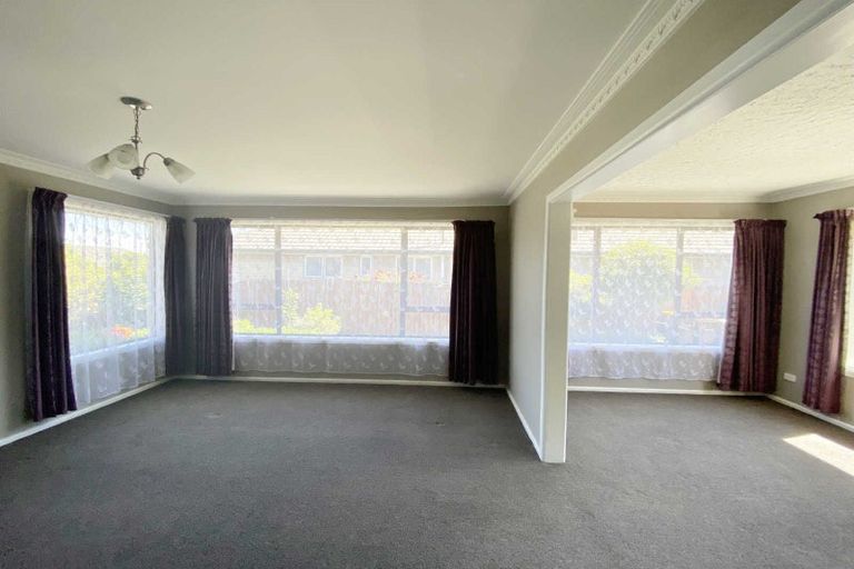 Photo of property in 20 Greenhurst Street, Sockburn, Christchurch, 8042