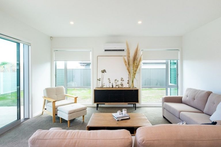 Photo of property in 13 Grooby Place, Havelock North, 4130