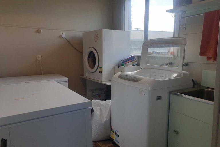 Photo of property in 22 Brynley Street, Hornby, Christchurch, 8042