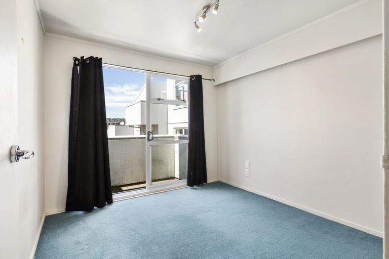 Photo of property in Fernhill Flats, 6/324 The Terrace, Te Aro, Wellington, 6011