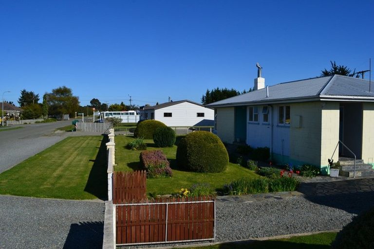 Photo of property in 6 Mclean Street, Glenavy, Waimate, 7980