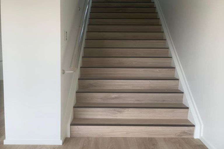 Photo of property in 28 Parahau Road, Papakura, 2110