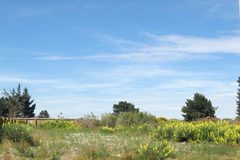 Photo of property in 143 Aston Drive, Waimairi Beach, Christchurch, 8083