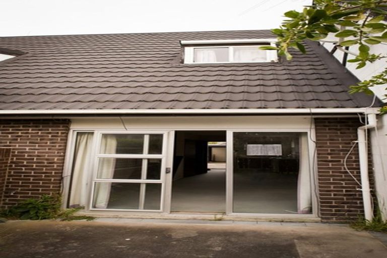 Photo of property in 3/31 Mana Avenue, Titahi Bay, Porirua, 5022