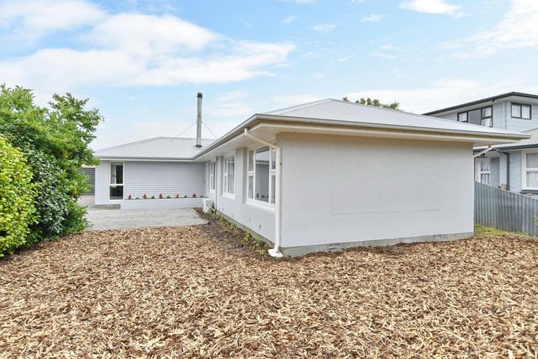 Photo of property in 124 Kippenberger Avenue, Rangiora, 7400