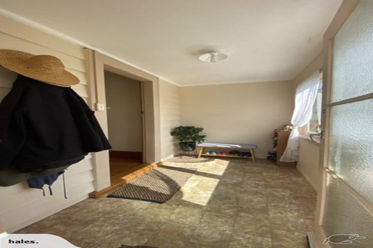 Photo of property in 75 Tuhikaramea Road, Dinsdale, Hamilton, 3204