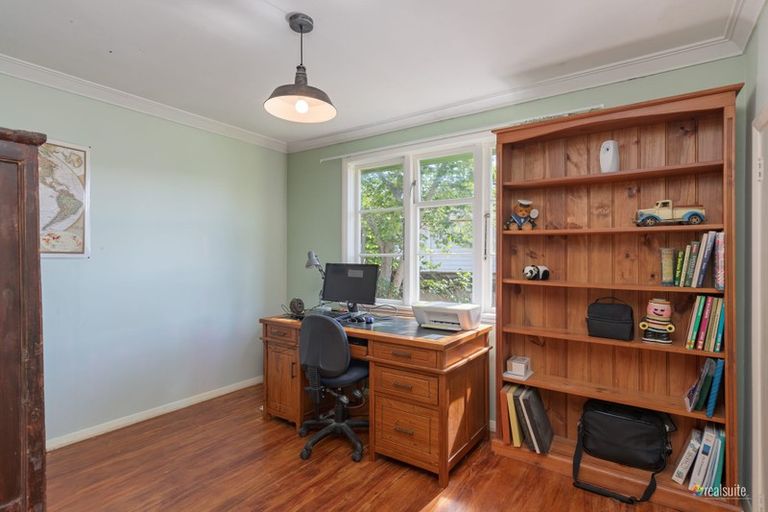 Photo of property in 16 Marion Street, Silverstream, Upper Hutt, 5019