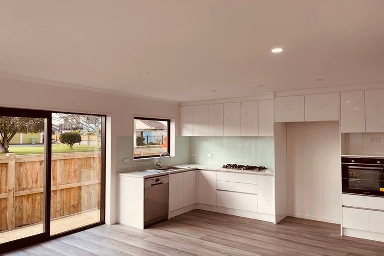 Photo of property in 29d Kenderdine Road, Papatoetoe, Auckland, 2025