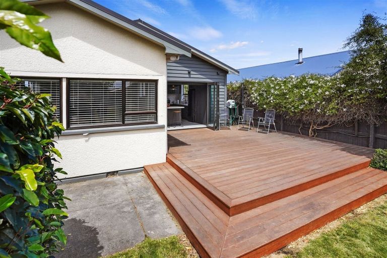 Photo of property in 117 Mackworth Street, Woolston, Christchurch, 8062