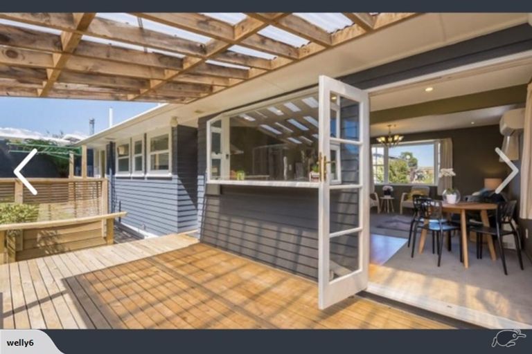 Photo of property in 9 Laburnum Grove, Maungaraki, Lower Hutt, 5010