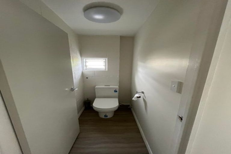 Photo of property in 1/158 Kings Crescent, Hutt Central, Lower Hutt, 5010