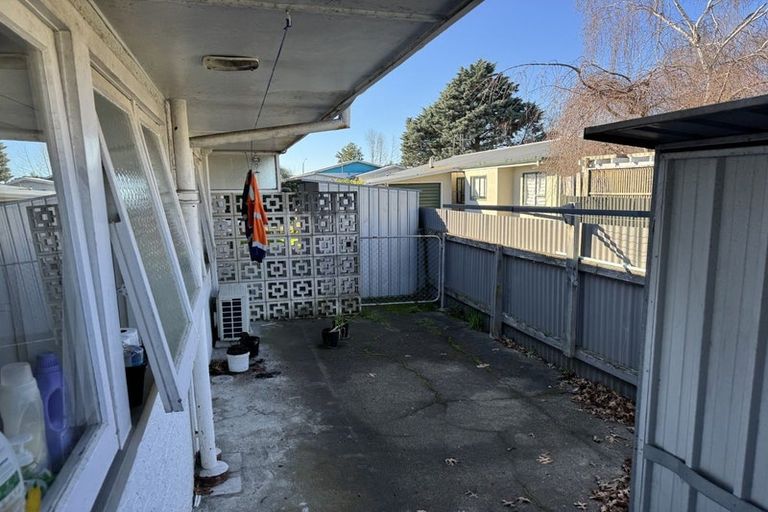 Photo of property in 2/504 Queen Street East, Hastings, 4122