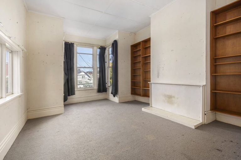 Photo of property in 18 Talavera Terrace, Kelburn, Wellington, 6012