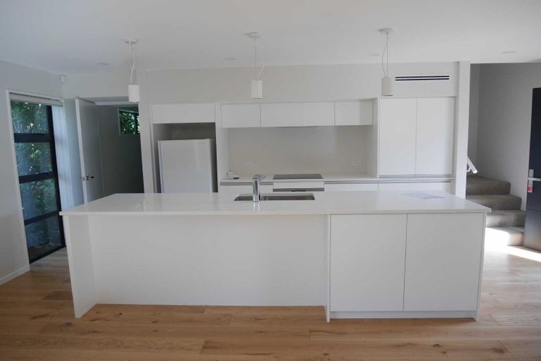 Photo of property in 26 Garden Road, Merivale, Christchurch, 8014