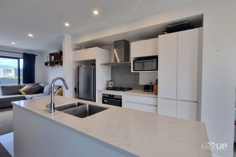 Photo of property in 7/1 Scott Road, Hobsonville, Auckland, 0616