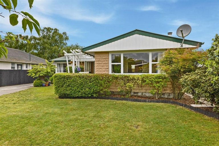 Photo of property in 89 Grahams Road, Burnside, Christchurch, 8041