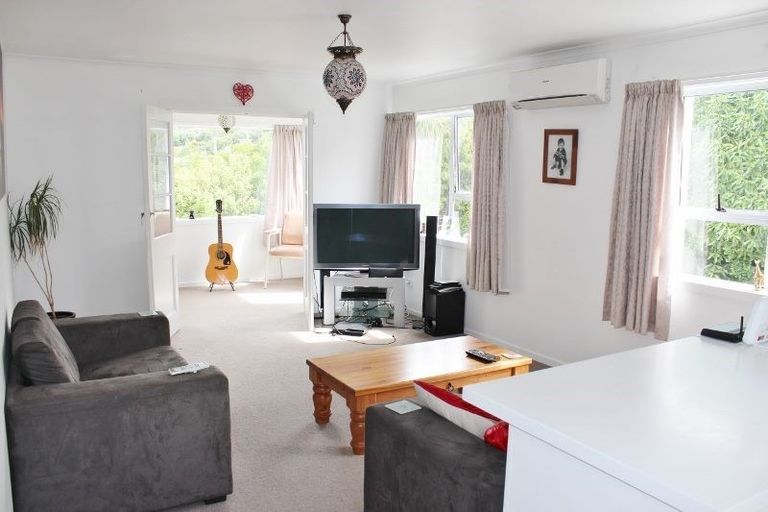 Photo of property in 2 Queen Street, Brighton, Dunedin, 9035