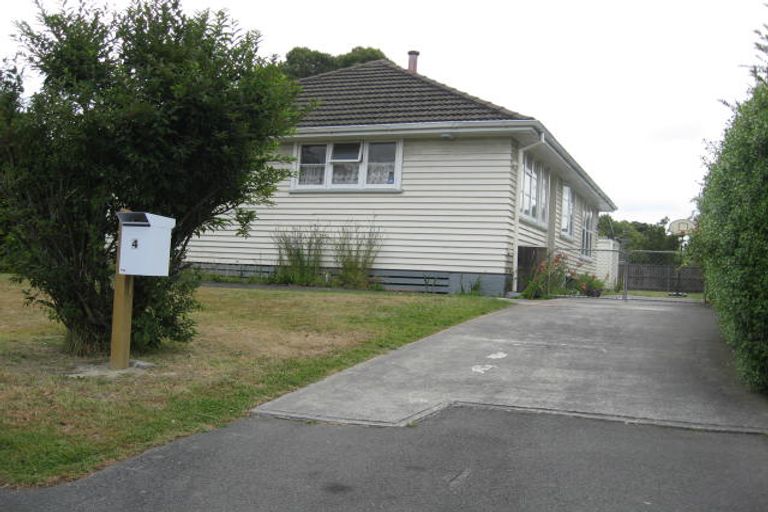 Photo of property in 4 Homer Place, Upper Riccarton, Christchurch, 8041