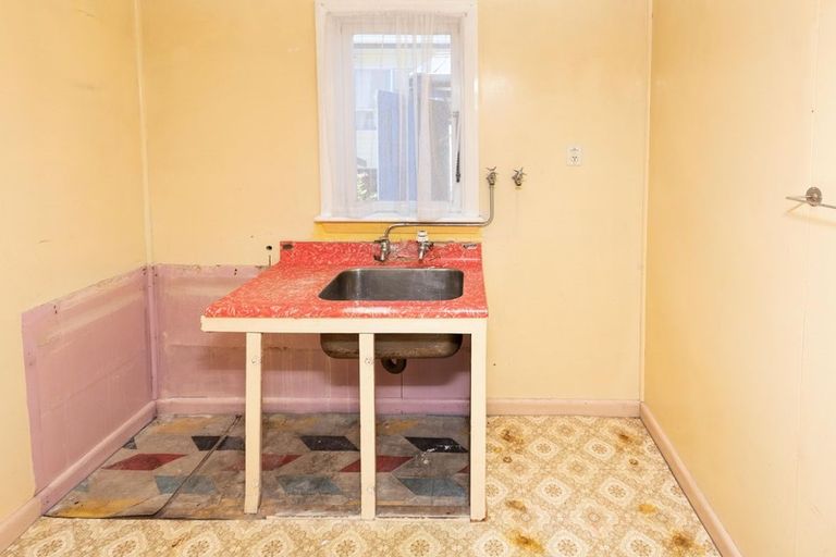 Photo of property in 20 Ashmore Avenue, Cobden, Greymouth, 7802