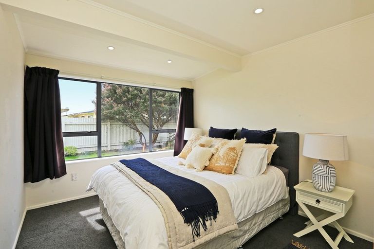 Photo of property in 71 Wharerangi Road, Greenmeadows, Napier, 4112