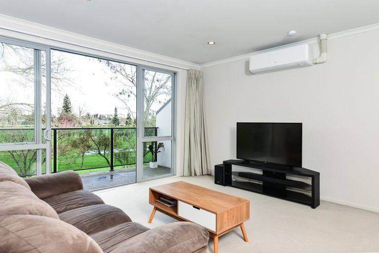 Photo of property in 6/6 Page Place, Hamilton East, Hamilton, 3216