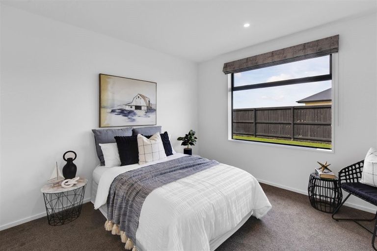 Photo of property in 44 Silver Peaks Drive, West Melton, 7618