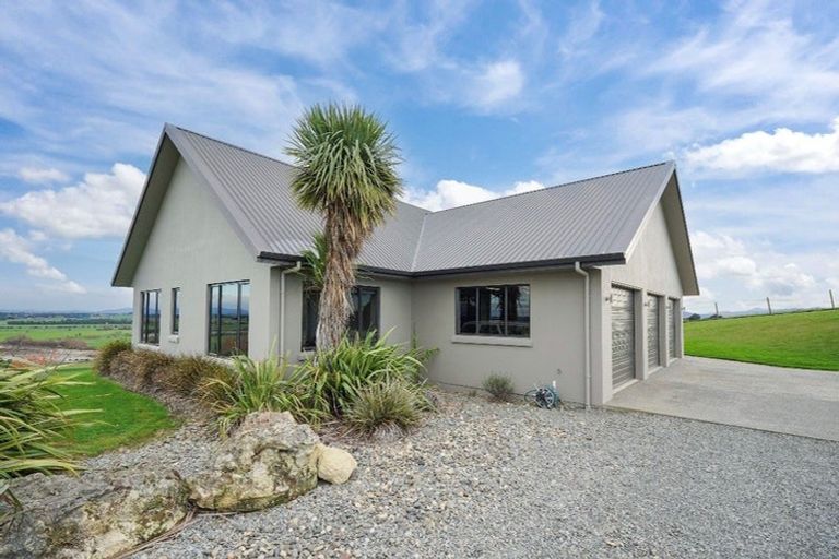 Photo of property in 1521 Dipton Winton Highway, Centre Bush, Winton, 9782