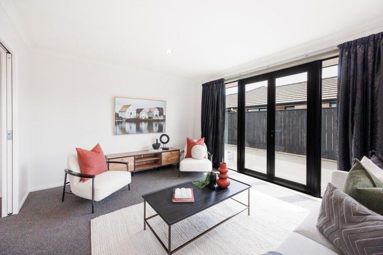 Photo of property in 22 Pegasus Place, Kelvin Grove, Palmerston North, 4414