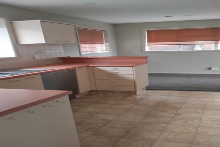 Photo of property in 72 Dyers Pass Road, Cashmere, Christchurch, 8022