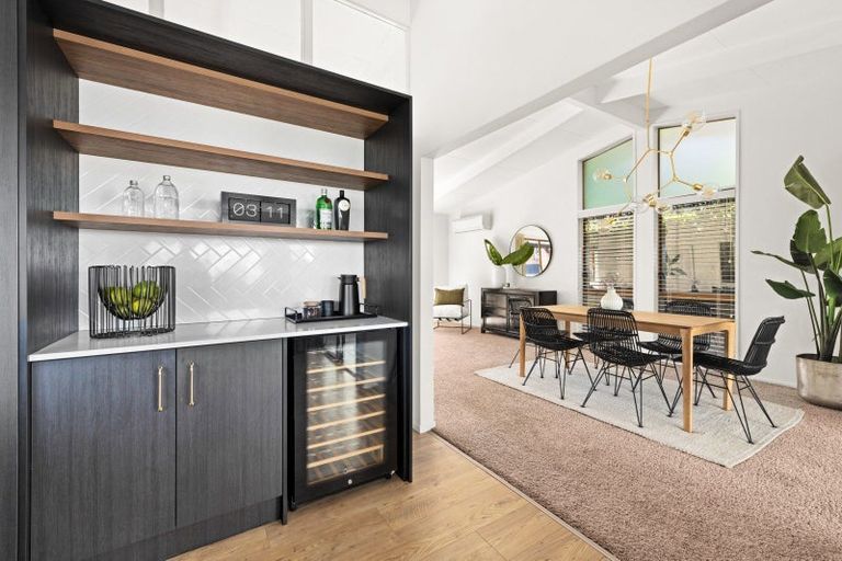 Photo of property in 8 Ewan Place, Taradale, Napier, 4112