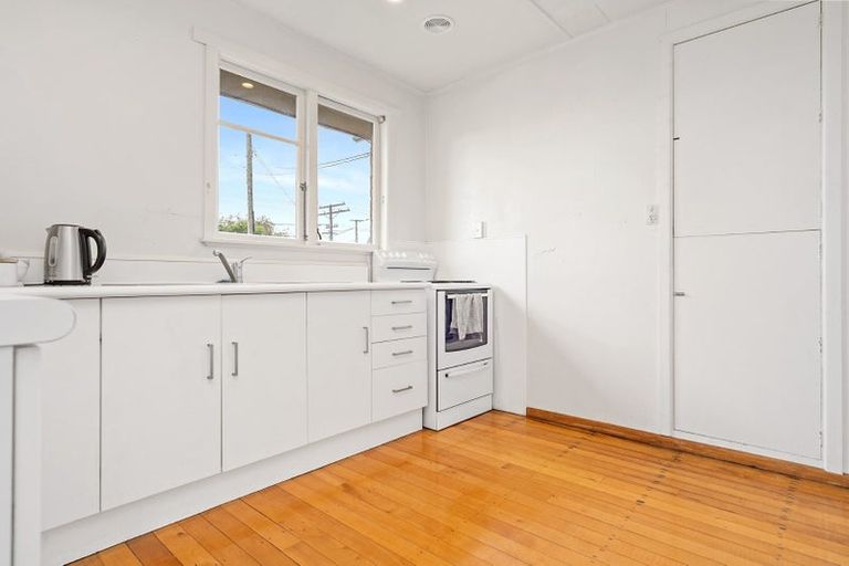 Photo of property in 1 Inverness Avenue, Hamilton East, Hamilton, 3216